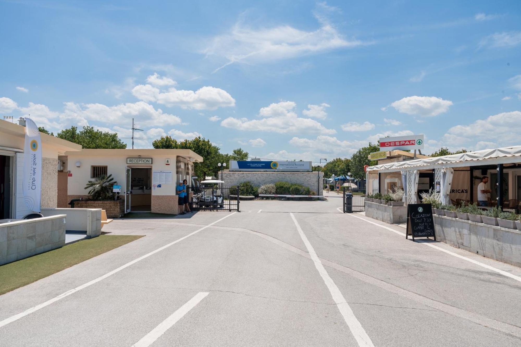 Club Del Sole International Riccione Easy Camping Village ภายนอก รูปภาพ