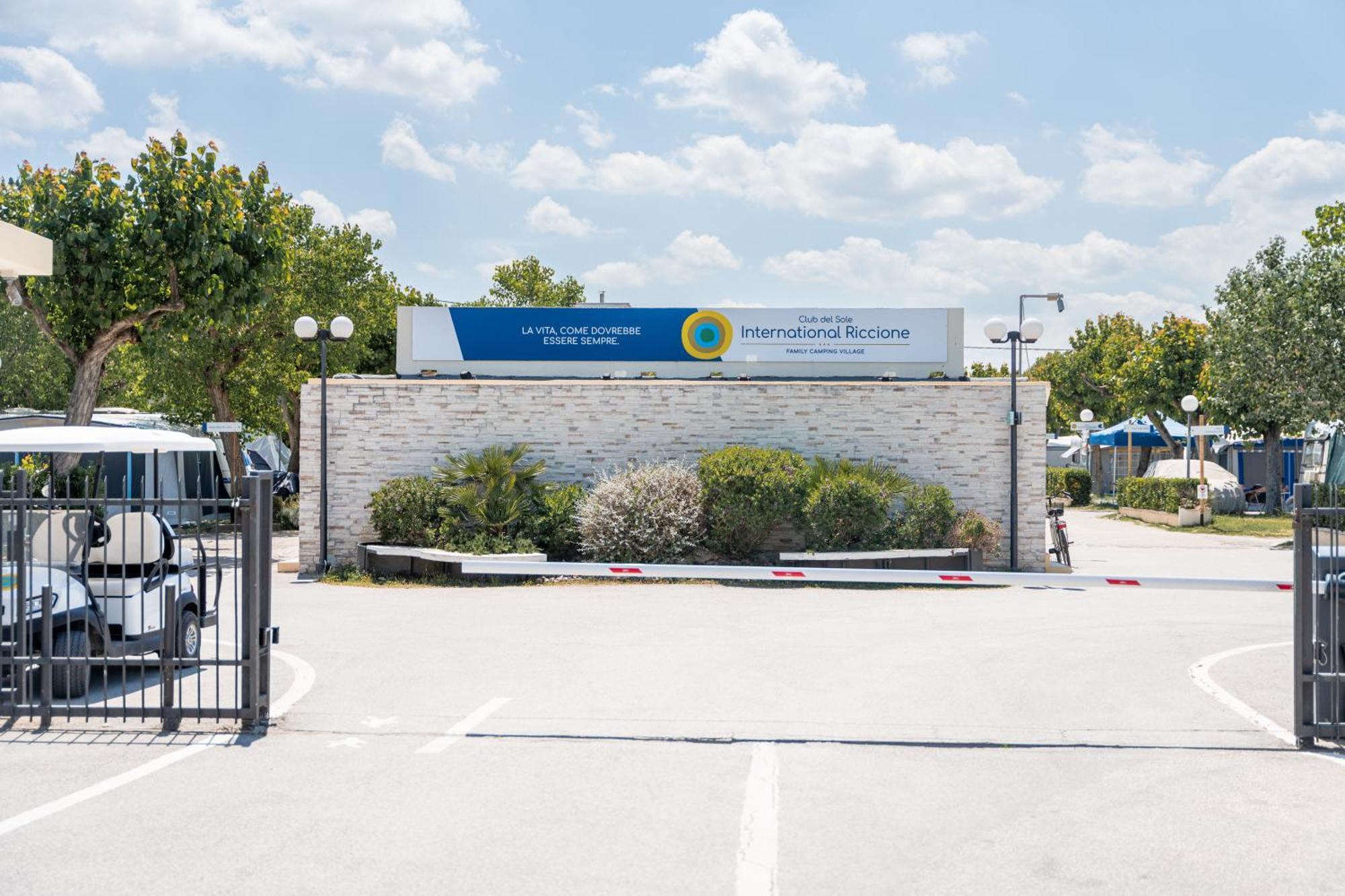 Club Del Sole Riccione Easy Camping Village ภายนอก รูปภาพ