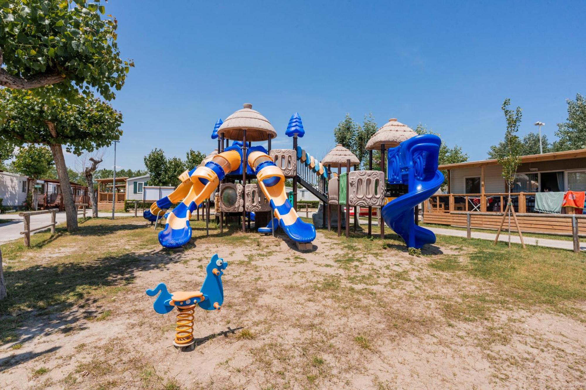 Club Del Sole Riccione Easy Camping Village ภายนอก รูปภาพ