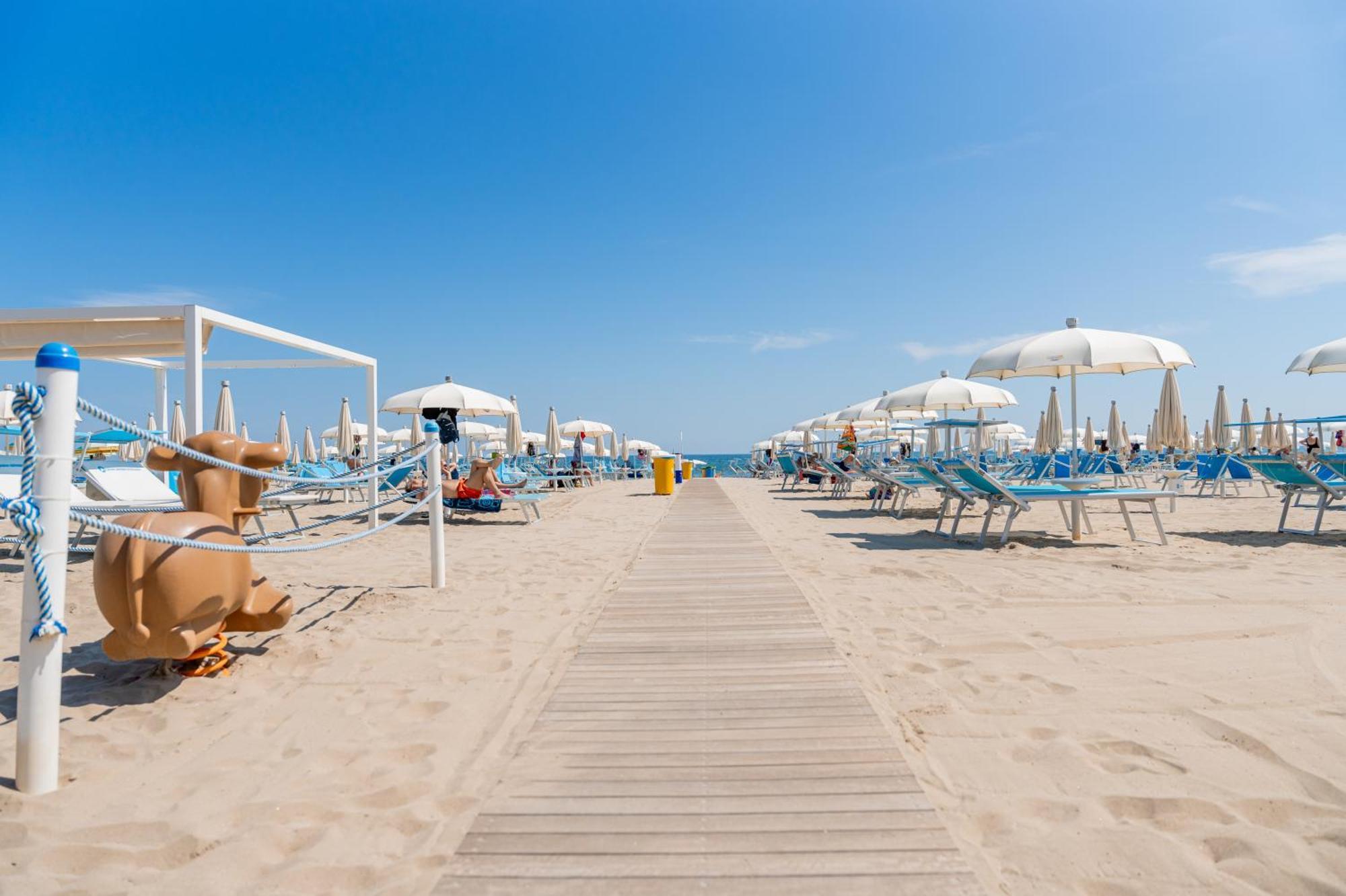 Club Del Sole International Riccione Easy Camping Village ภายนอก รูปภาพ